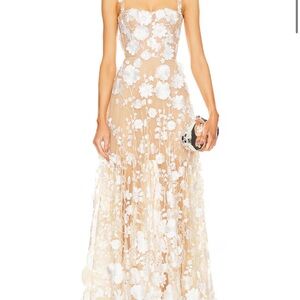 Elegant Floral Lace Evening Gown